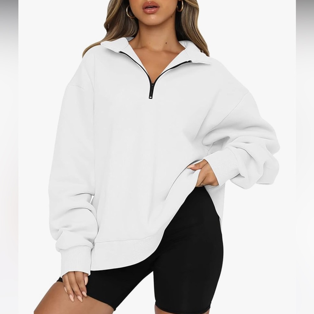 Trendy Queen Womens Oversized Sweatshirt